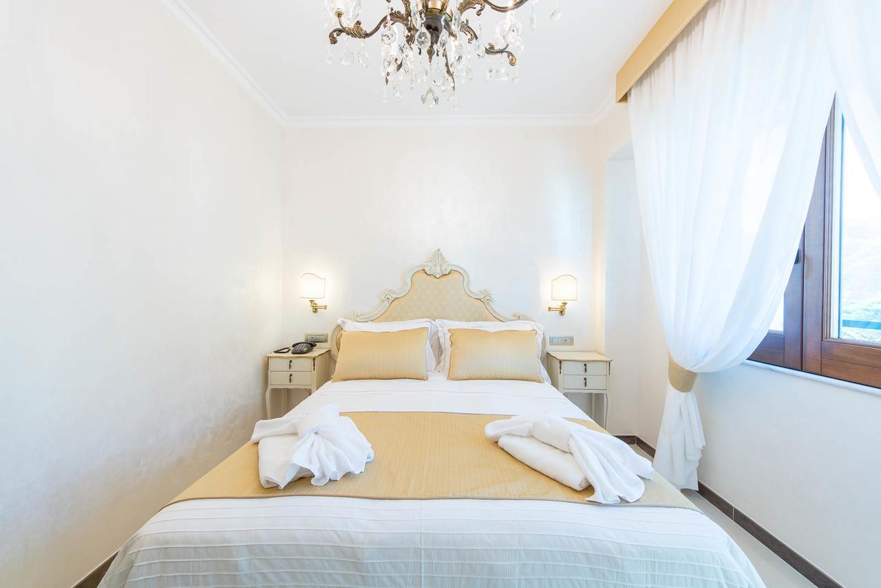 B&B Palazzo Montesanto Maiori Buitenkant foto